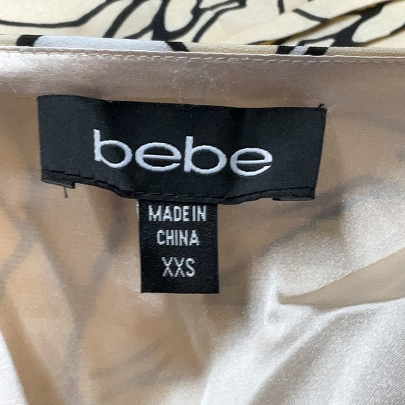 Bebe Chic Cream Roses Floral Ruffle Front Zipper Mini Dress Size XXS Y2K - Picture 5 of 8